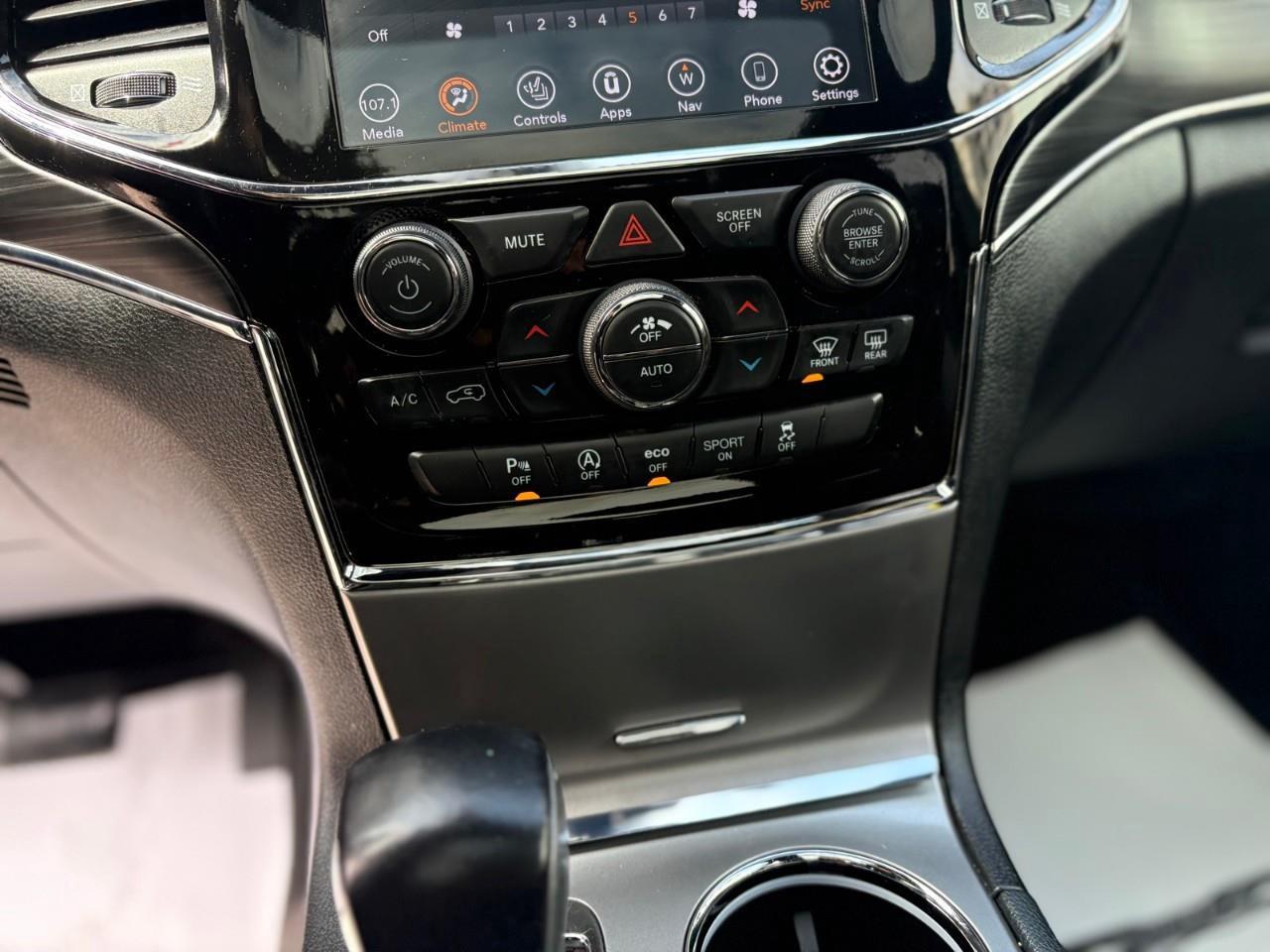 2020 Jeep Grand Cherokee Limited 4dr 4x4 Photo