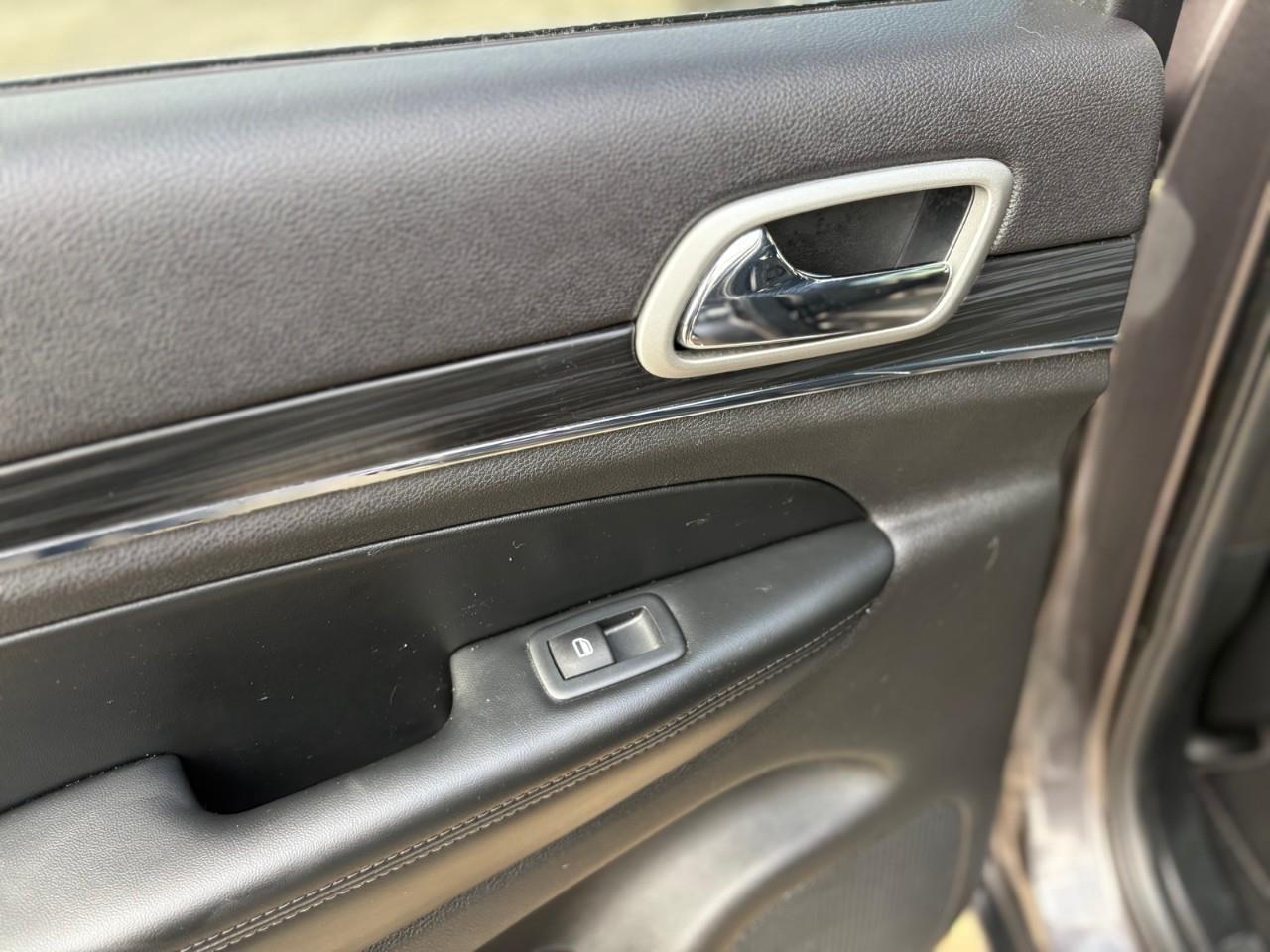 2020 Jeep Grand Cherokee Limited 4dr 4x4 Photo