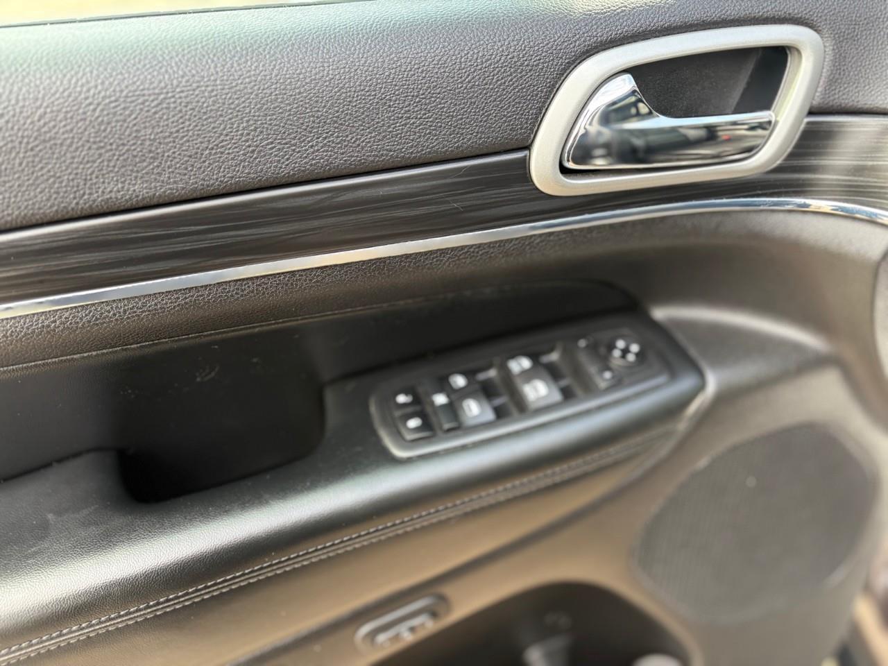 2020 Jeep Grand Cherokee Limited 4dr 4x4 Photo