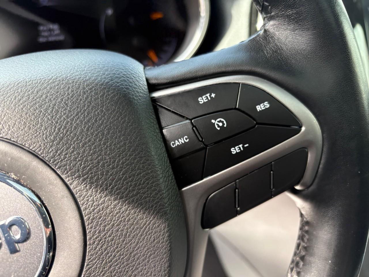 2020 Jeep Grand Cherokee Limited 4dr 4x4 Photo