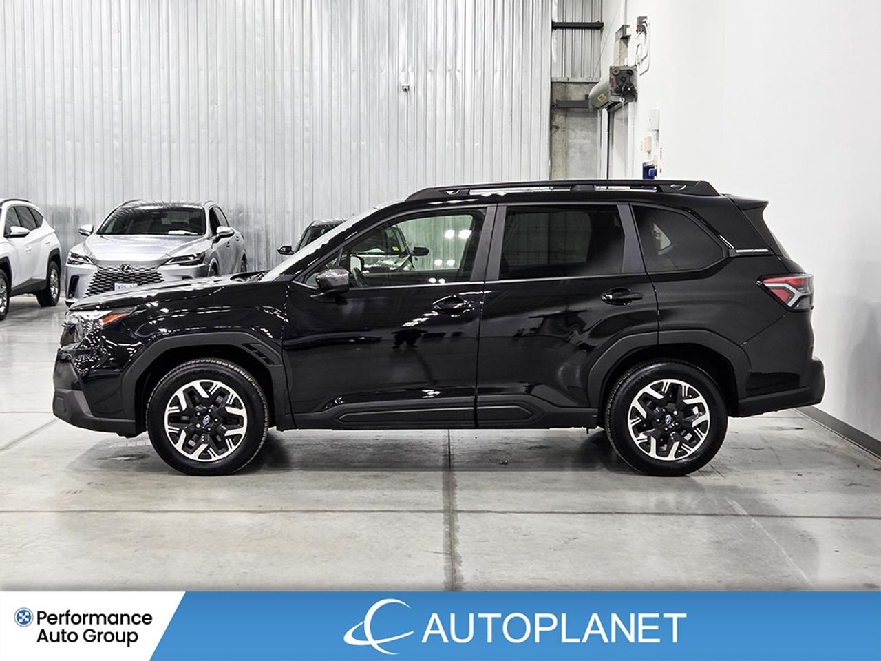 2025 Subaru Forester Touring AWD, Back Up Cam, Sunroof, Apple CarPlay! Photo