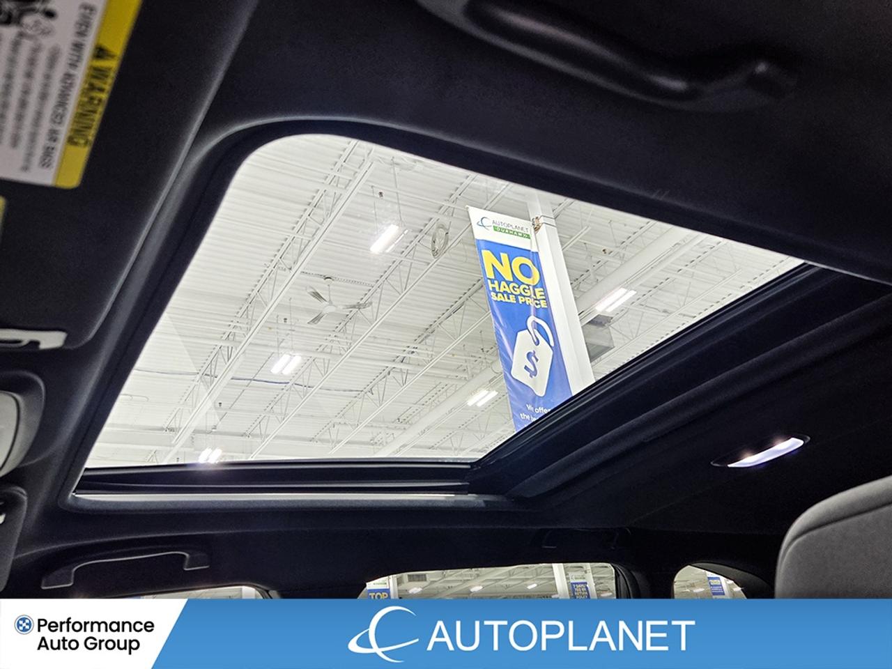 2025 Subaru Forester Touring AWD, Back Up Cam, Sunroof, Apple CarPlay! Photo