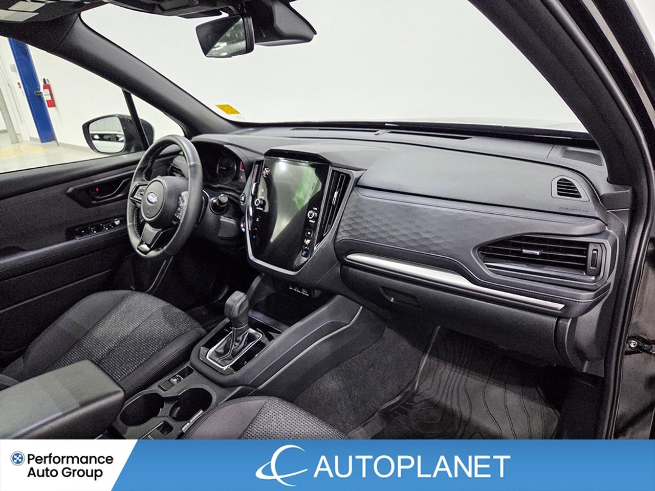 2025 Subaru Forester Touring AWD, Back Up Cam, Sunroof, Apple CarPlay! Photo