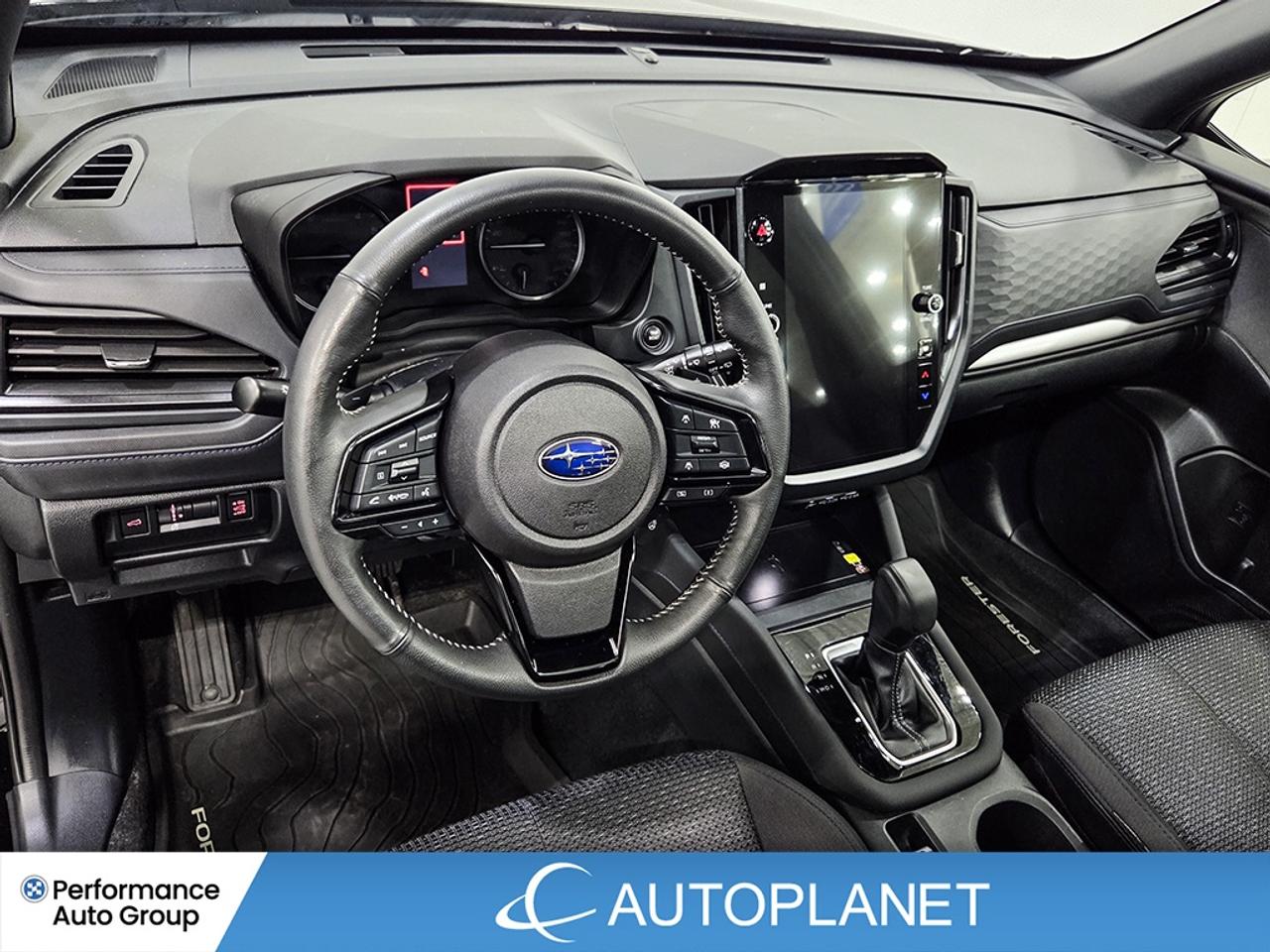 2025 Subaru Forester Touring AWD, Back Up Cam, Sunroof, Apple CarPlay! Photo