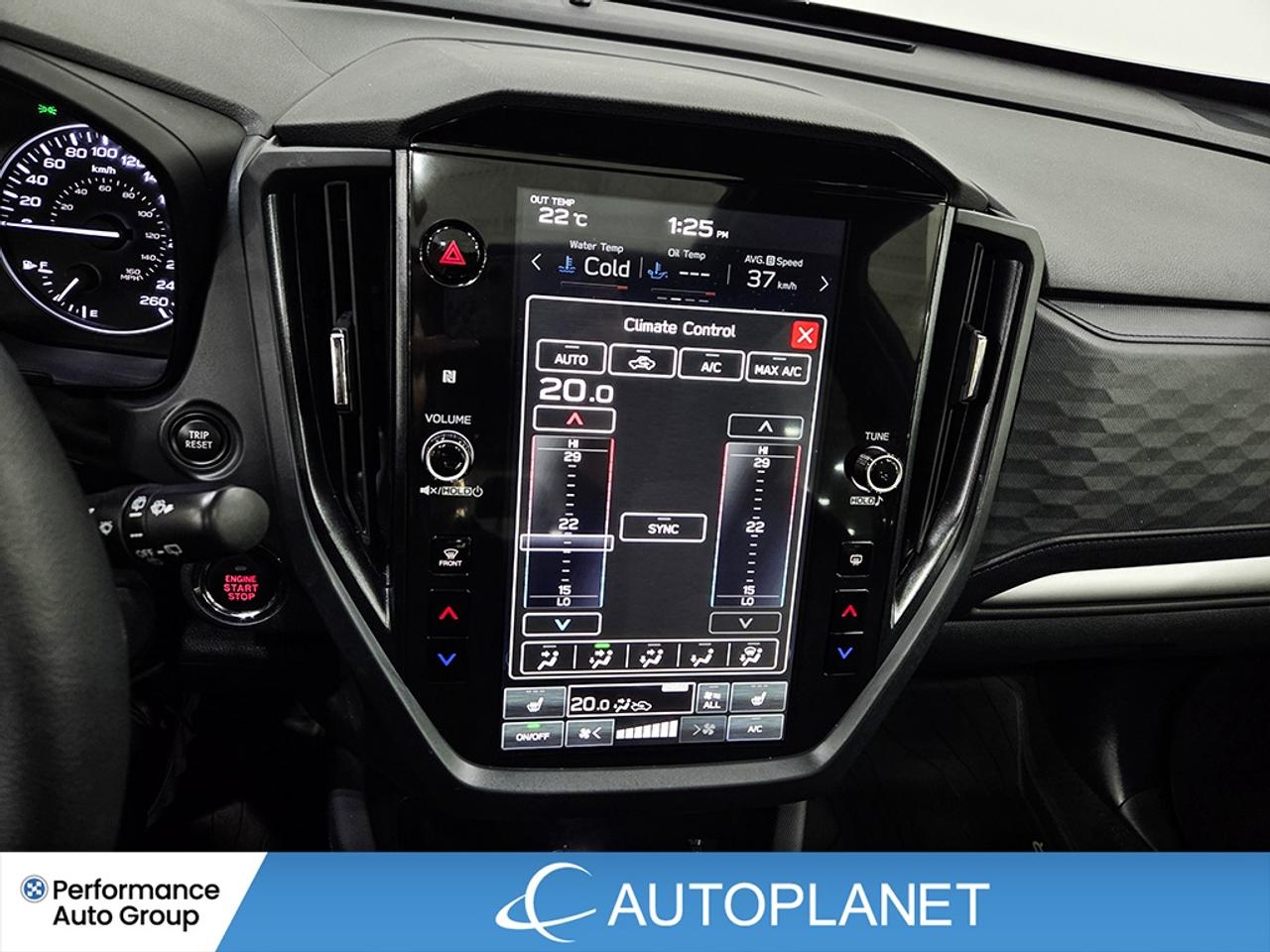 2025 Subaru Forester Touring AWD, Back Up Cam, Sunroof, Apple CarPlay! Photo