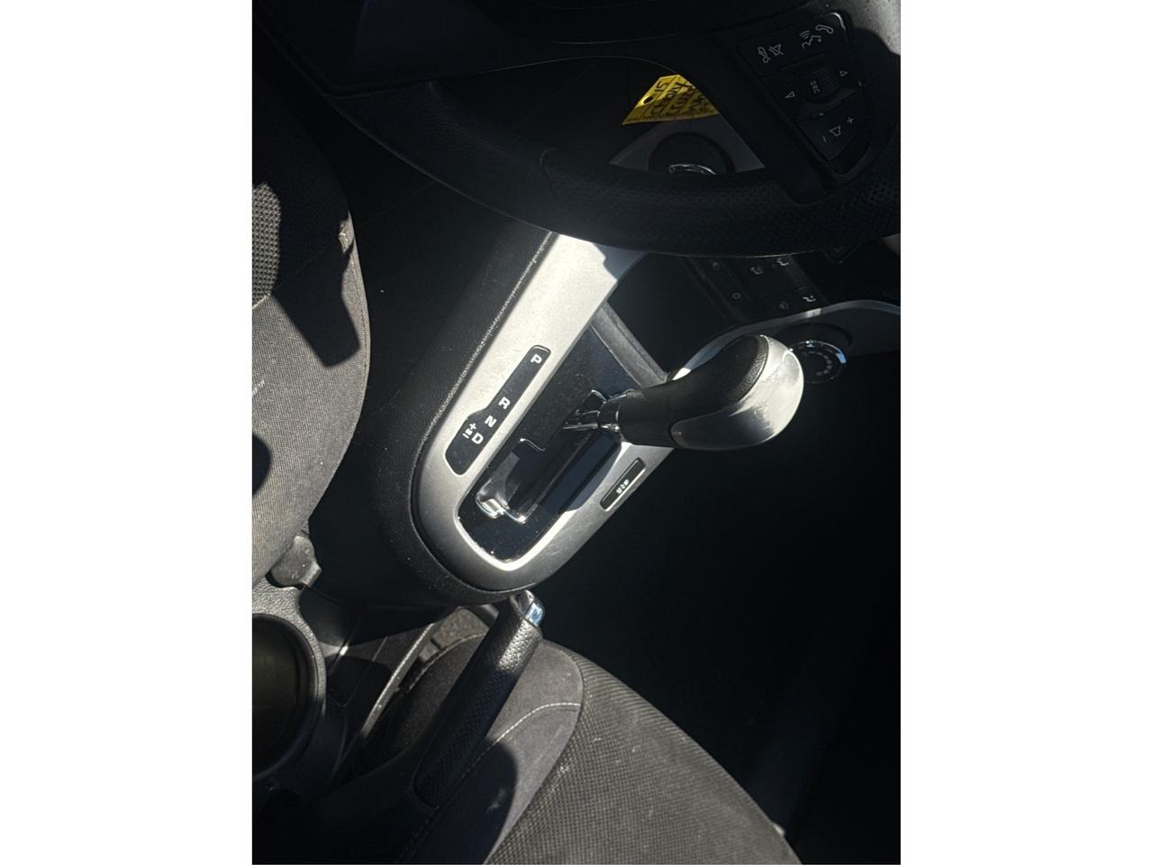 2015 Chevrolet Cruze CERTIFIED CLEAN CAR WE FINANCE ALL CREDIT Photo