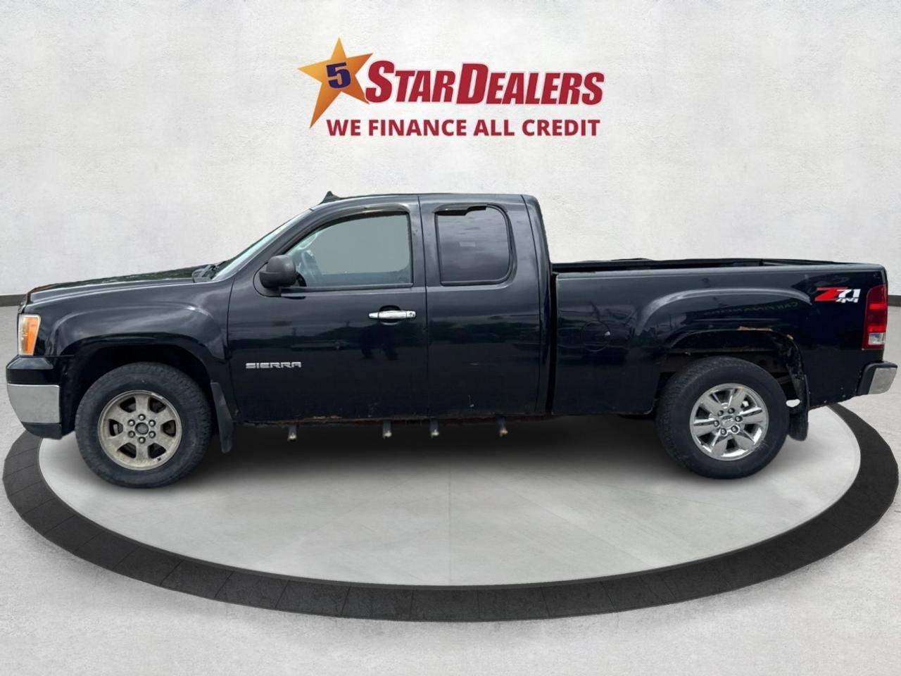 2010 GMC Sierra 1500 4WD SLE  4WD  WE FINANCE ALL CREDIT Photo