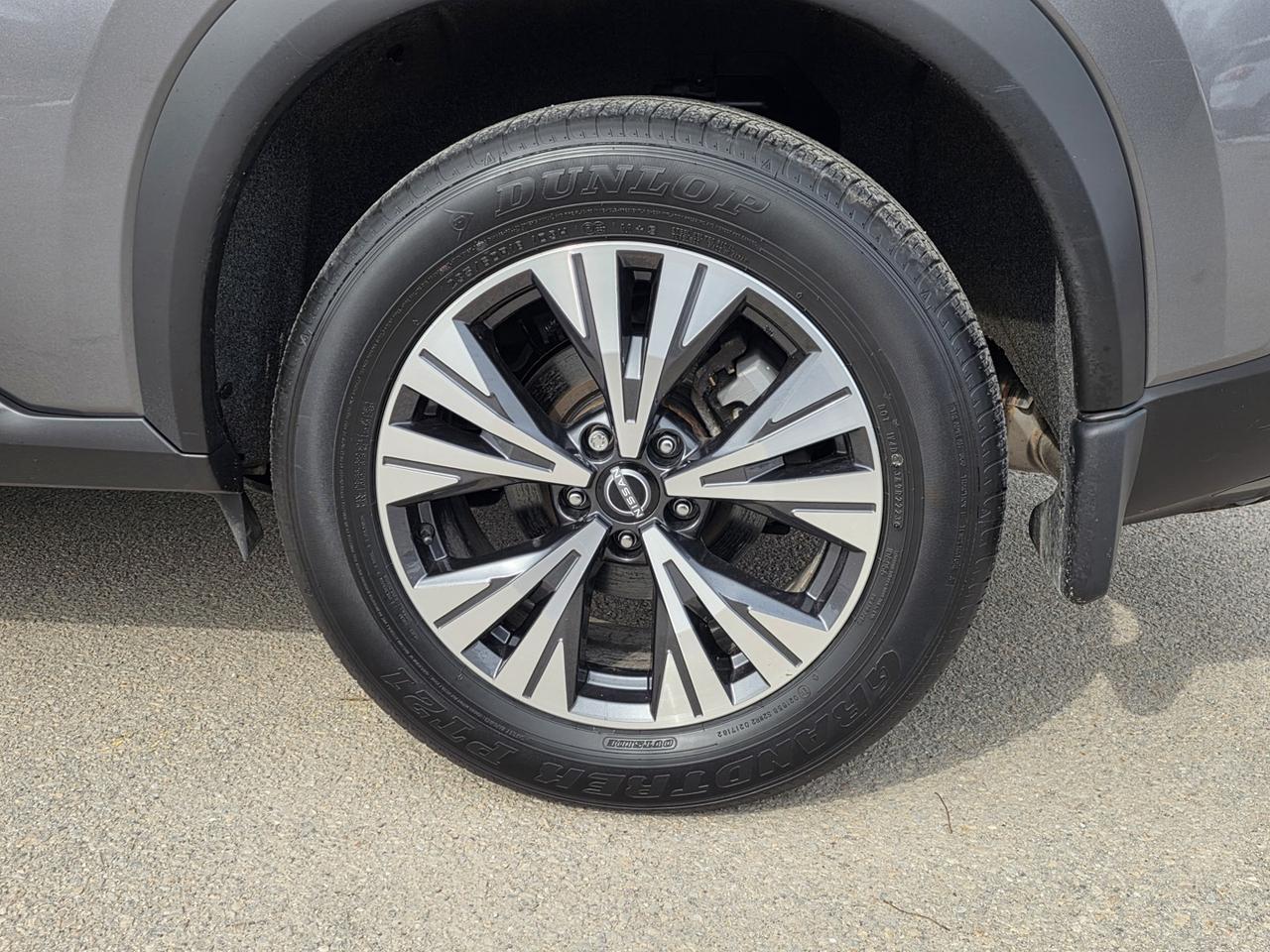 2023 Nissan Rogue SV Moonroof AWD Photo