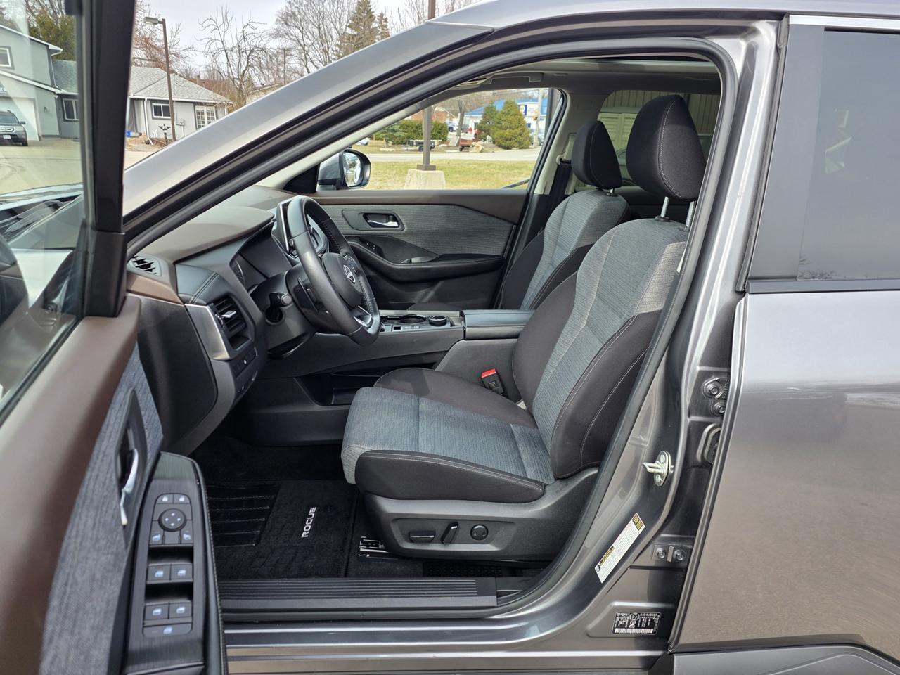 2023 Nissan Rogue SV Moonroof AWD Photo