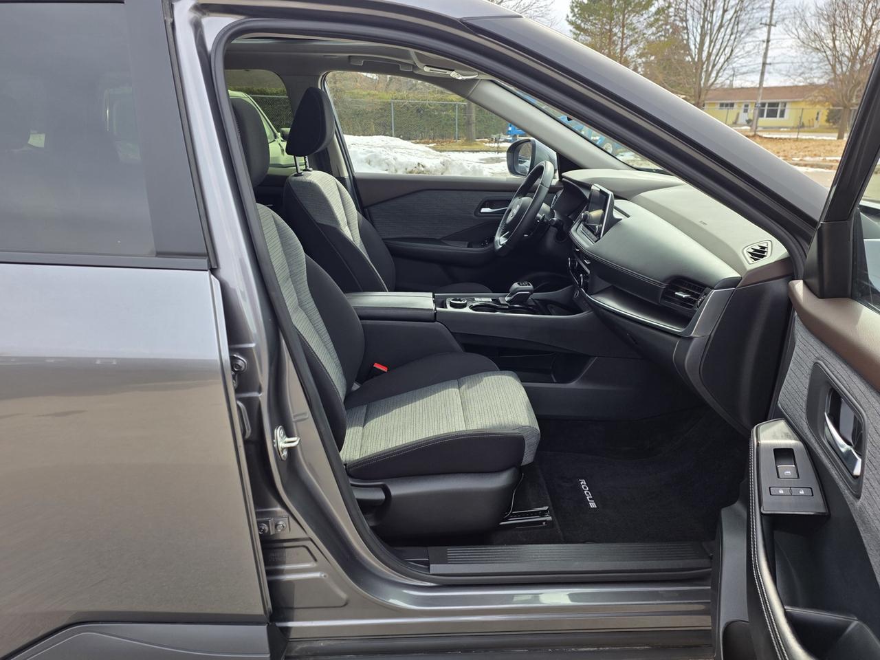 2023 Nissan Rogue SV Moonroof AWD Photo