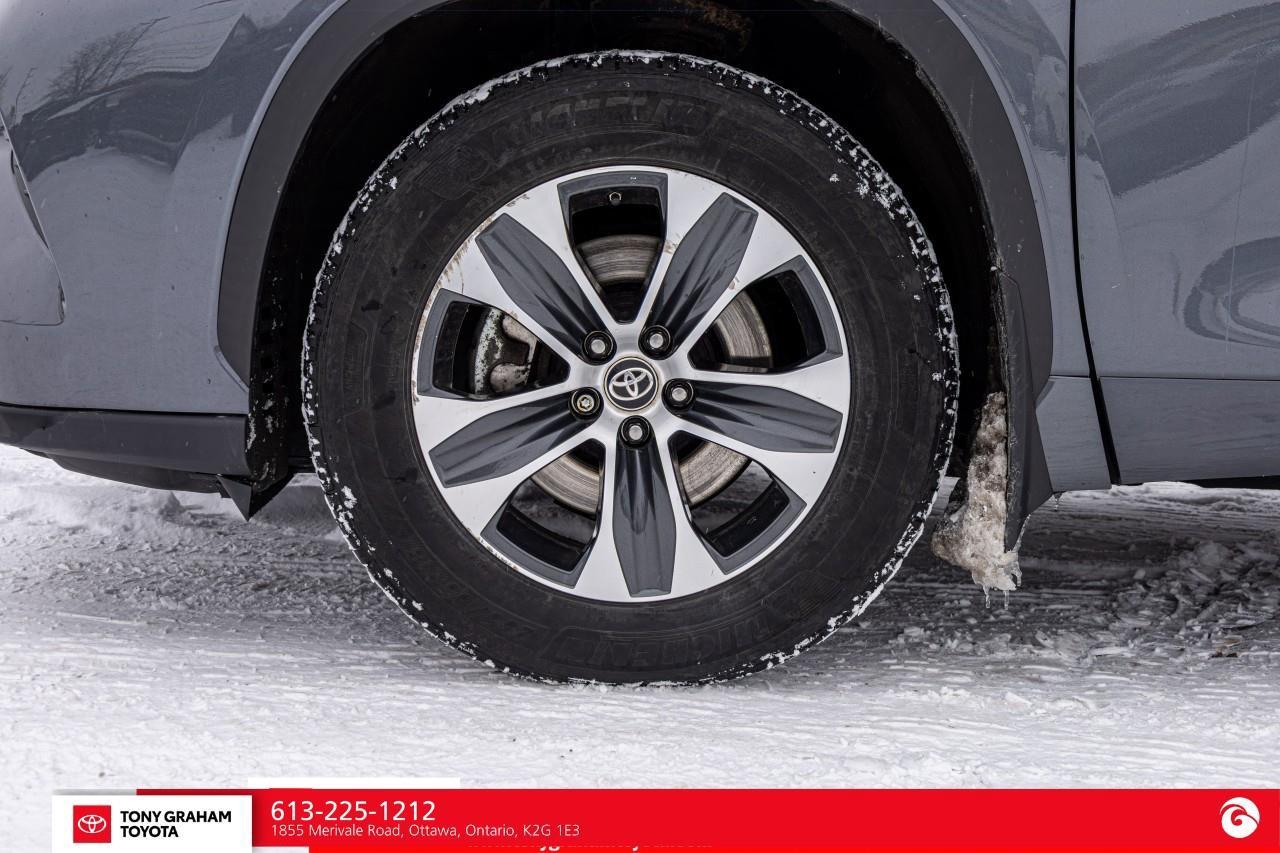 2020 Toyota Highlander XLE Photo