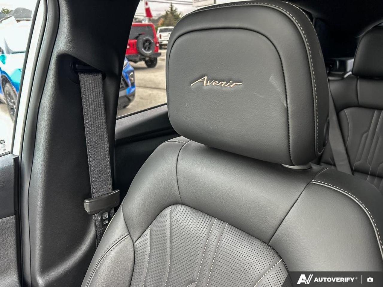 2024 Buick Envista Avenir HEATED SEATS | HEATED STEERING WHEEL | POWER LIFTG Photo