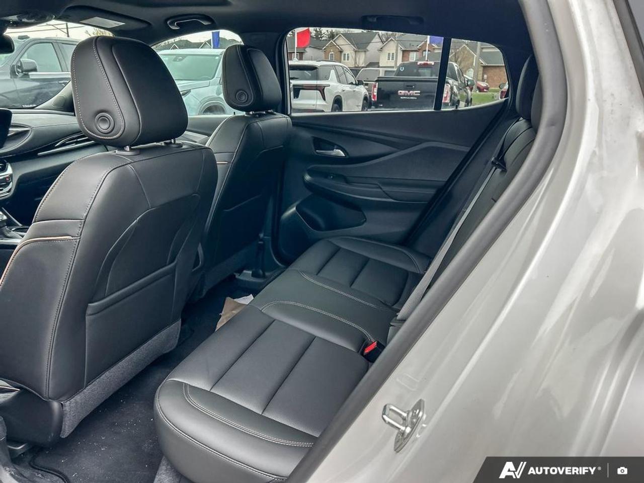 2024 Buick Envista Avenir HEATED SEATS | HEATED STEERING WHEEL | POWER LIFTG Photo