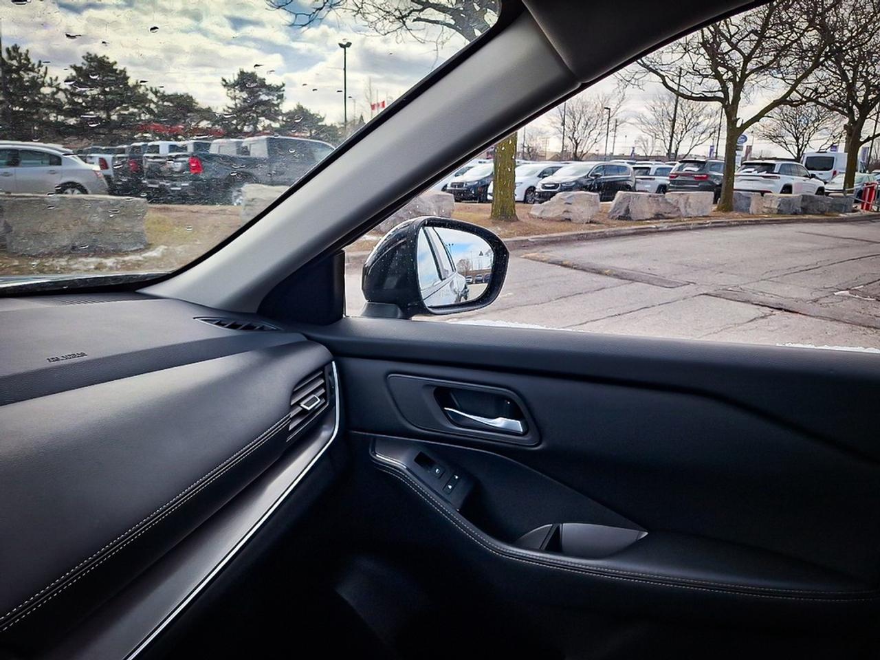 2024 Nissan Rogue  Photo