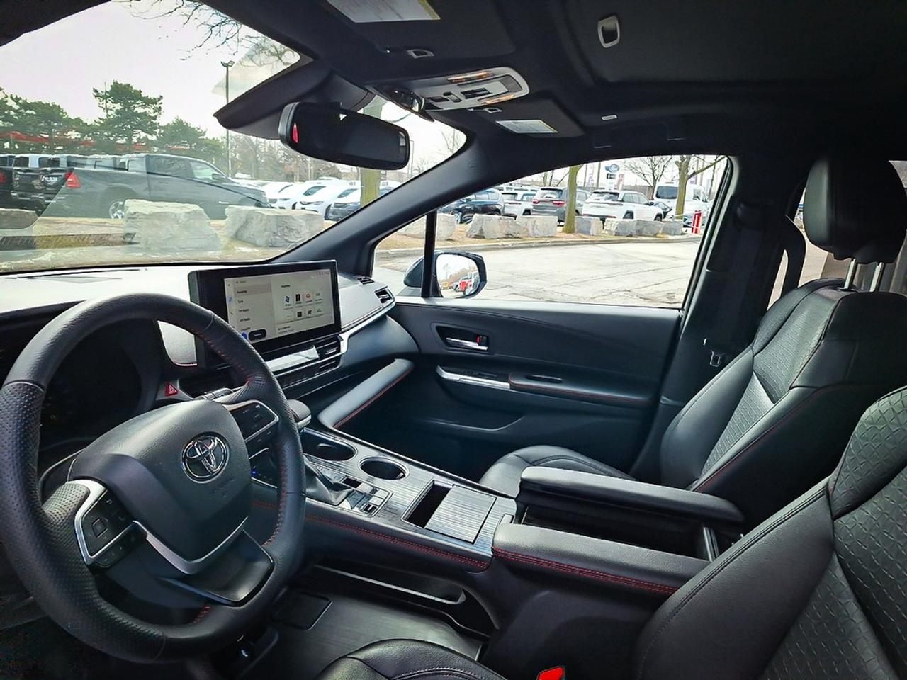 2025 Toyota Sienna  Photo