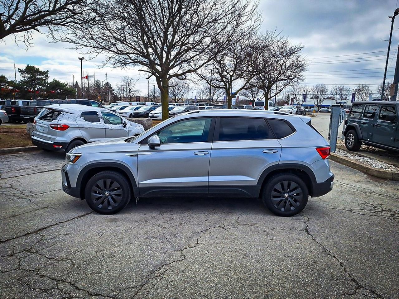 2024 Volkswagen Taos  Photo