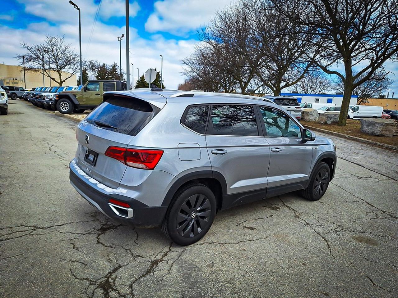 2024 Volkswagen Taos  Photo