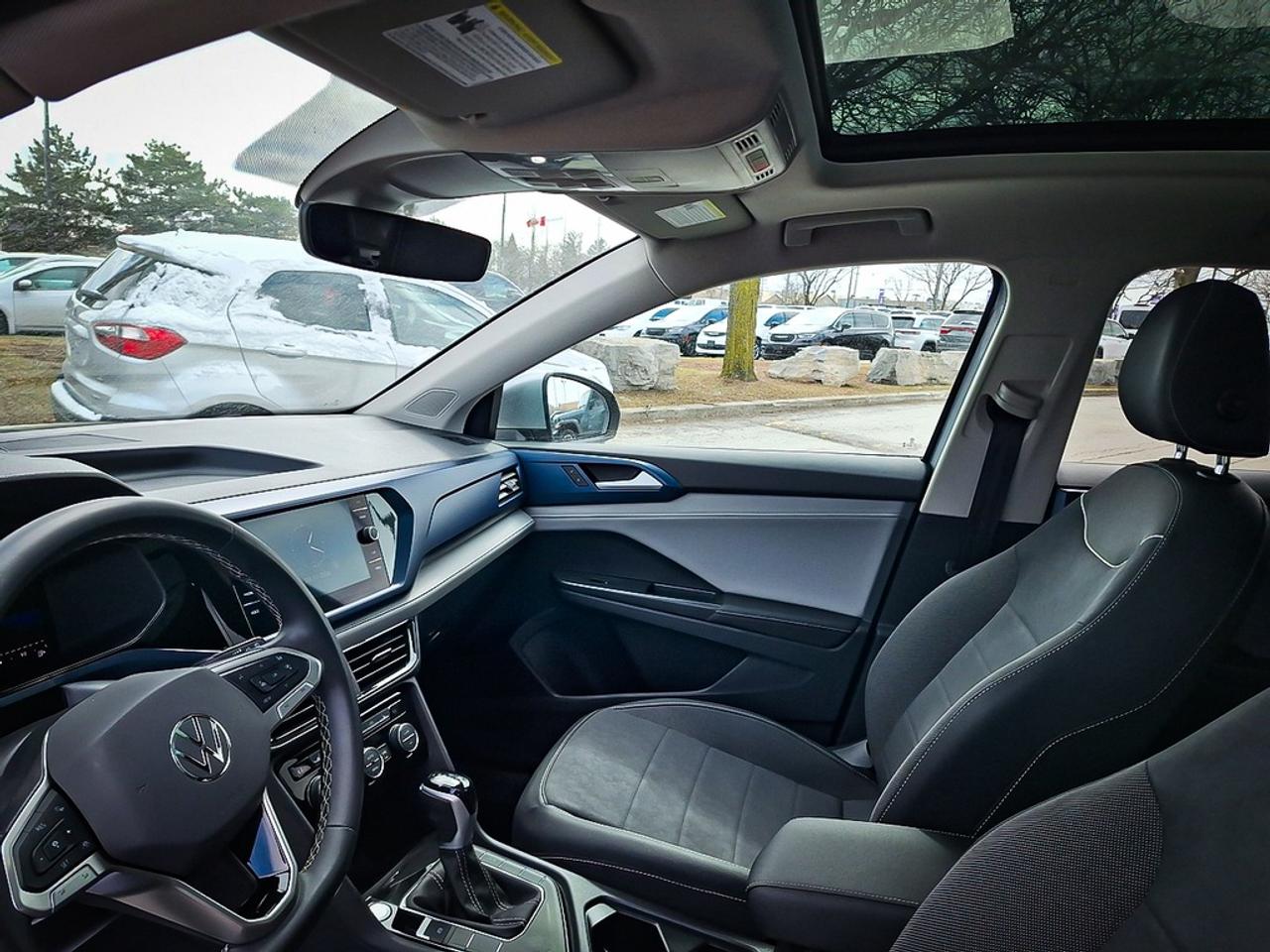 2024 Volkswagen Taos  Photo