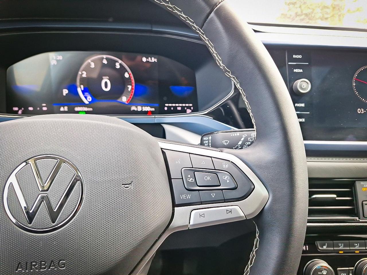 2024 Volkswagen Taos  Photo