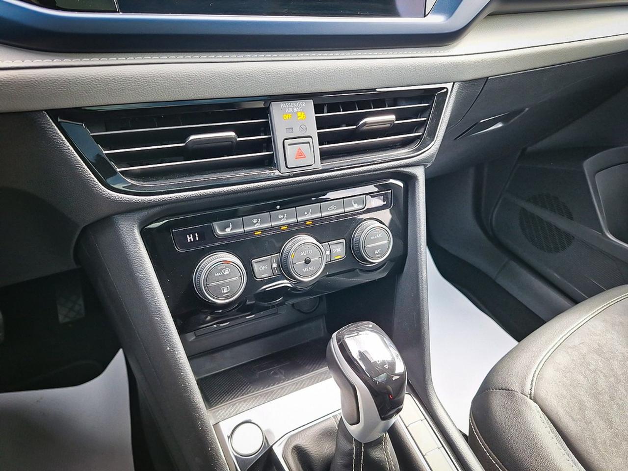 2024 Volkswagen Taos  Photo