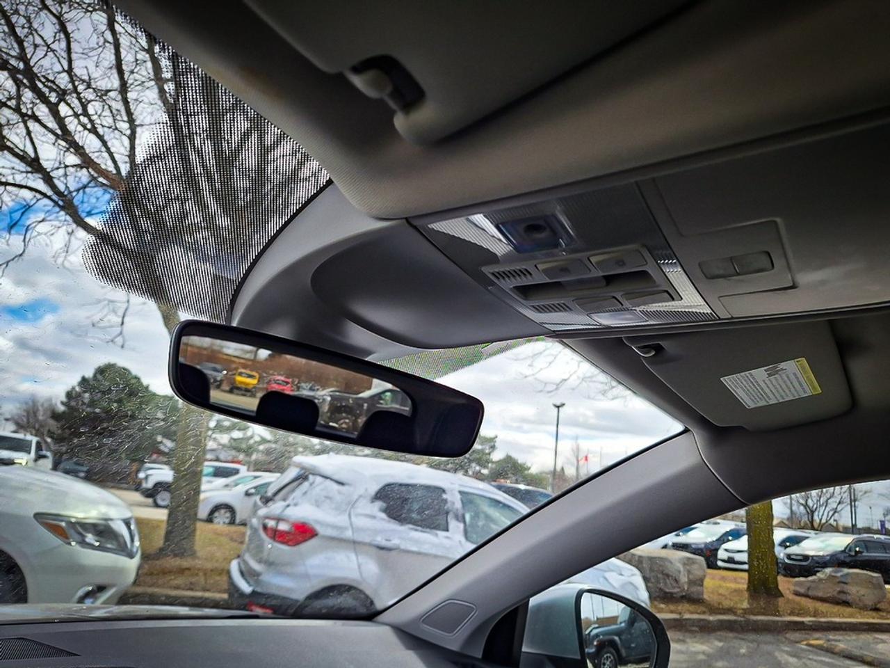 2024 Volkswagen Taos  Photo