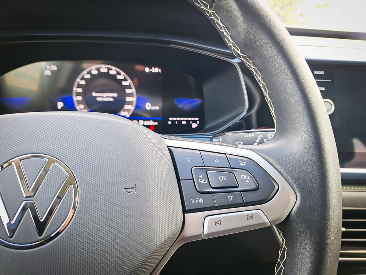 2024 Volkswagen Taos  Photo