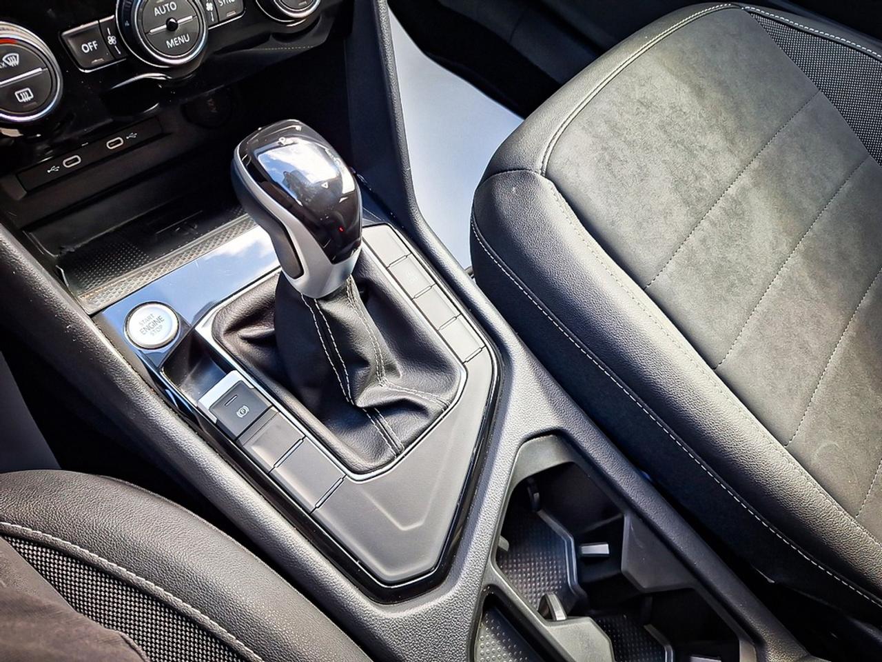 2024 Volkswagen Taos  Photo