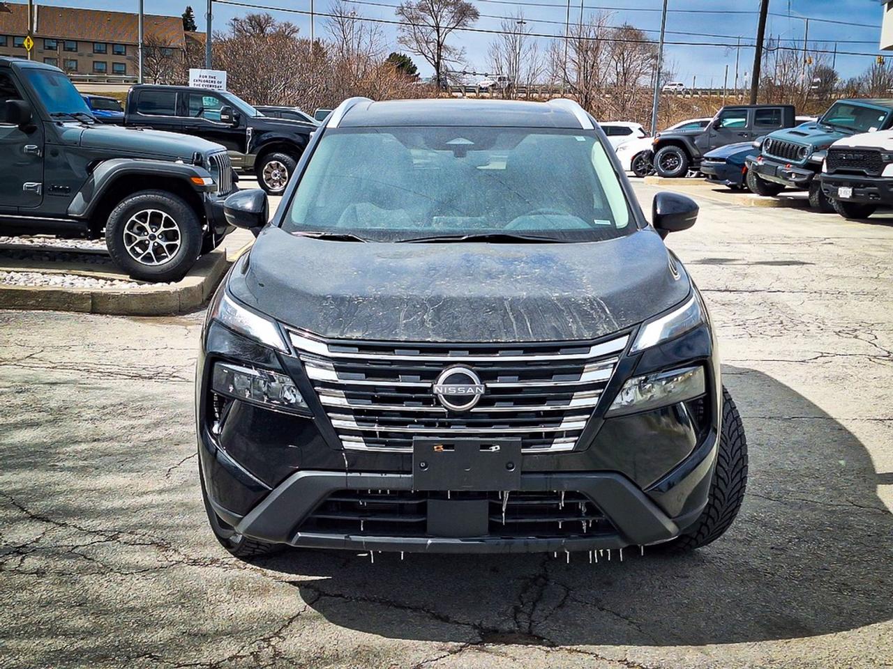 2024 Nissan Rogue  Photo3