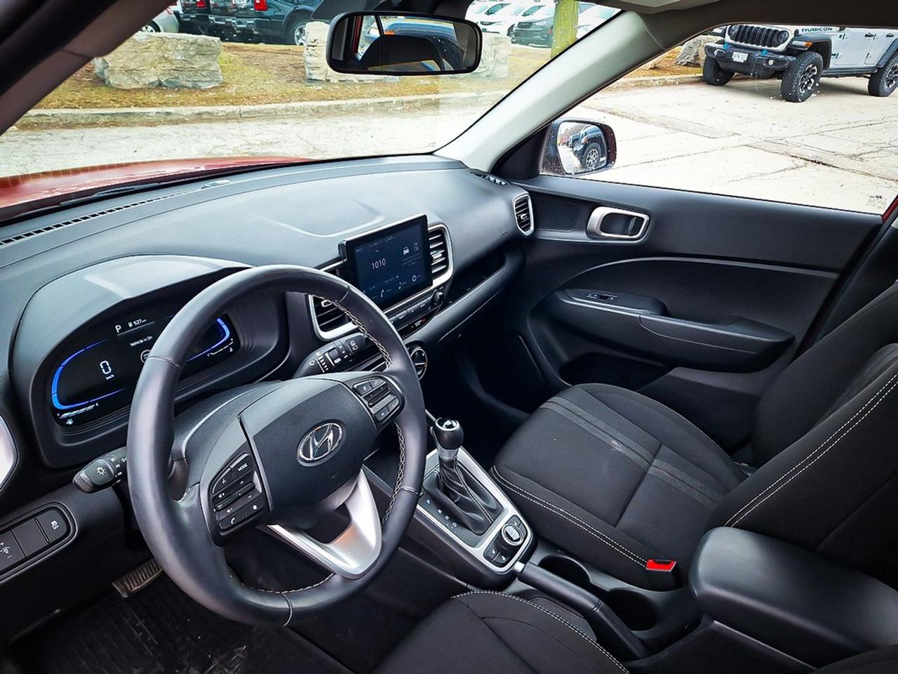 2025 Hyundai Venue  Photo