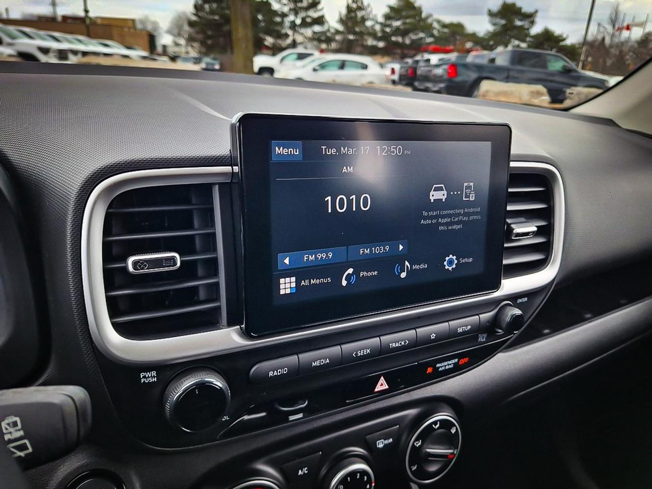 2025 Hyundai Venue  Photo