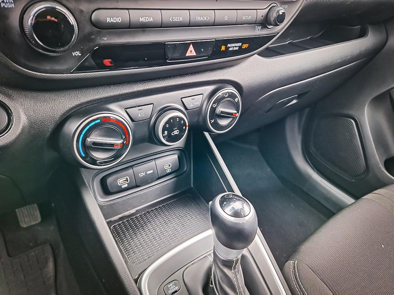 2025 Hyundai Venue  Photo