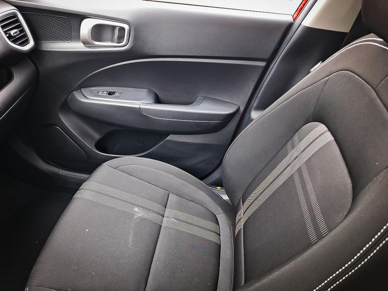 2025 Hyundai Venue  Photo