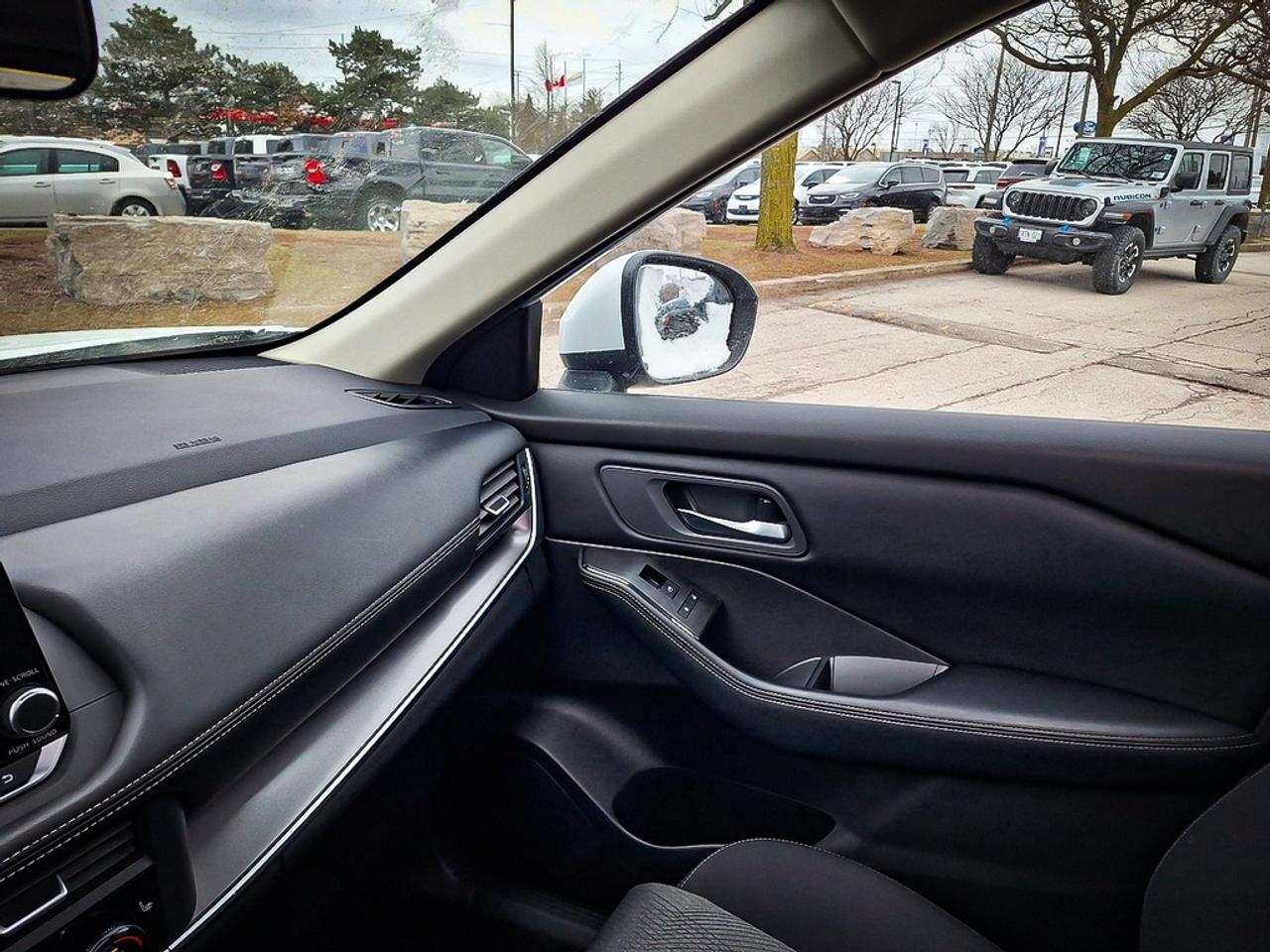 2024 Nissan Rogue  Photo