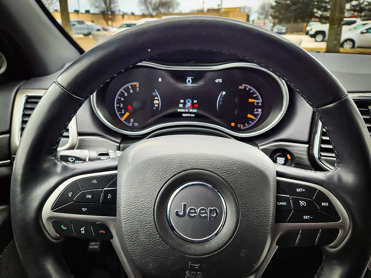 2022 Jeep Grand Cherokee  Photo