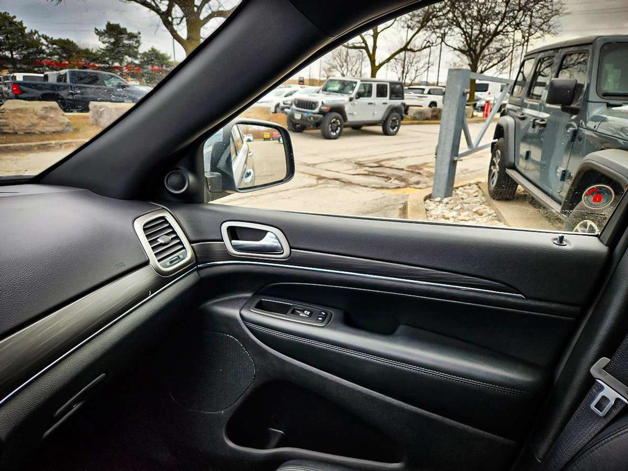 2022 Jeep Grand Cherokee  Photo