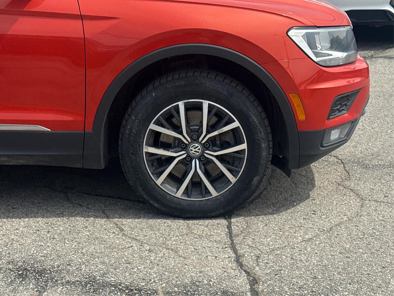 2019 Volkswagen Tiguan CERTIFIED MINT AWD LEATHER  WE FINANCE ALL CREDIT Photo