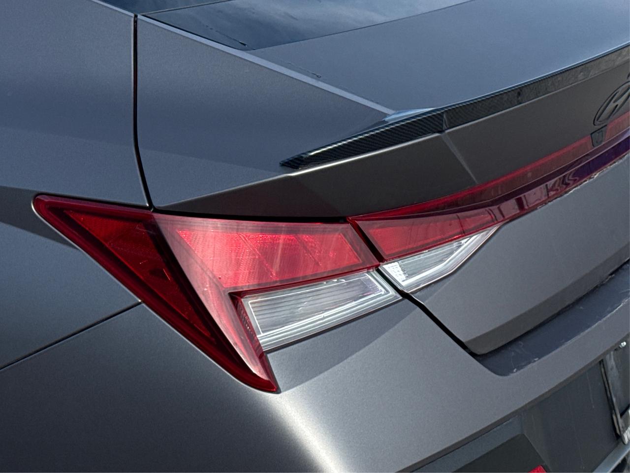 2024 Hyundai Elantra CRUISE REAR CAM LOW KM MINT! WE FINANCE ALL CREDIT Photo