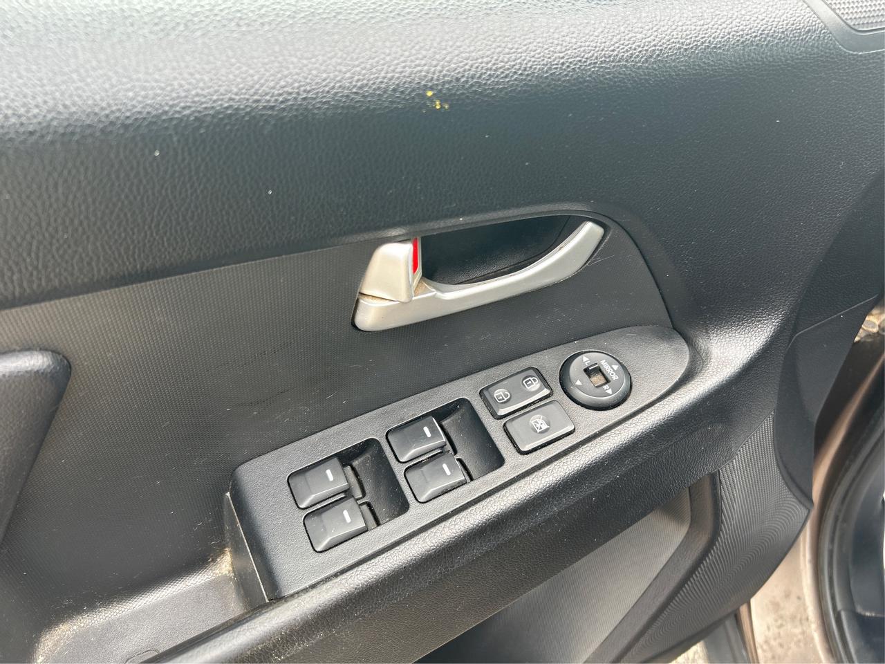 2013 Kia Sportage WE FINANCE ALL CREDIT   700+ VEHICLES IN STOCK Photo