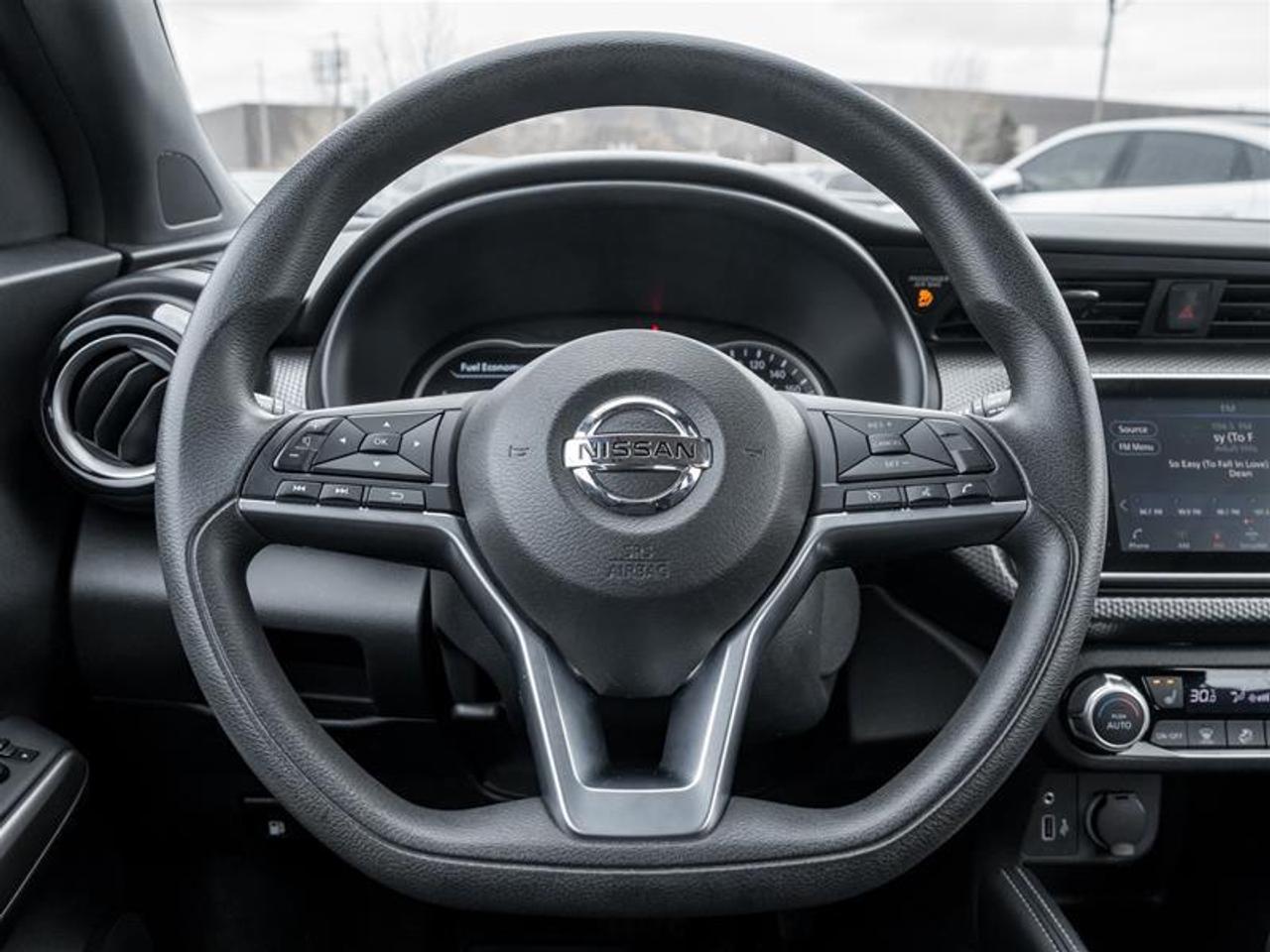 2020 Nissan Kicks SV (CVT) 4dr Front-Wheel Drive Photo