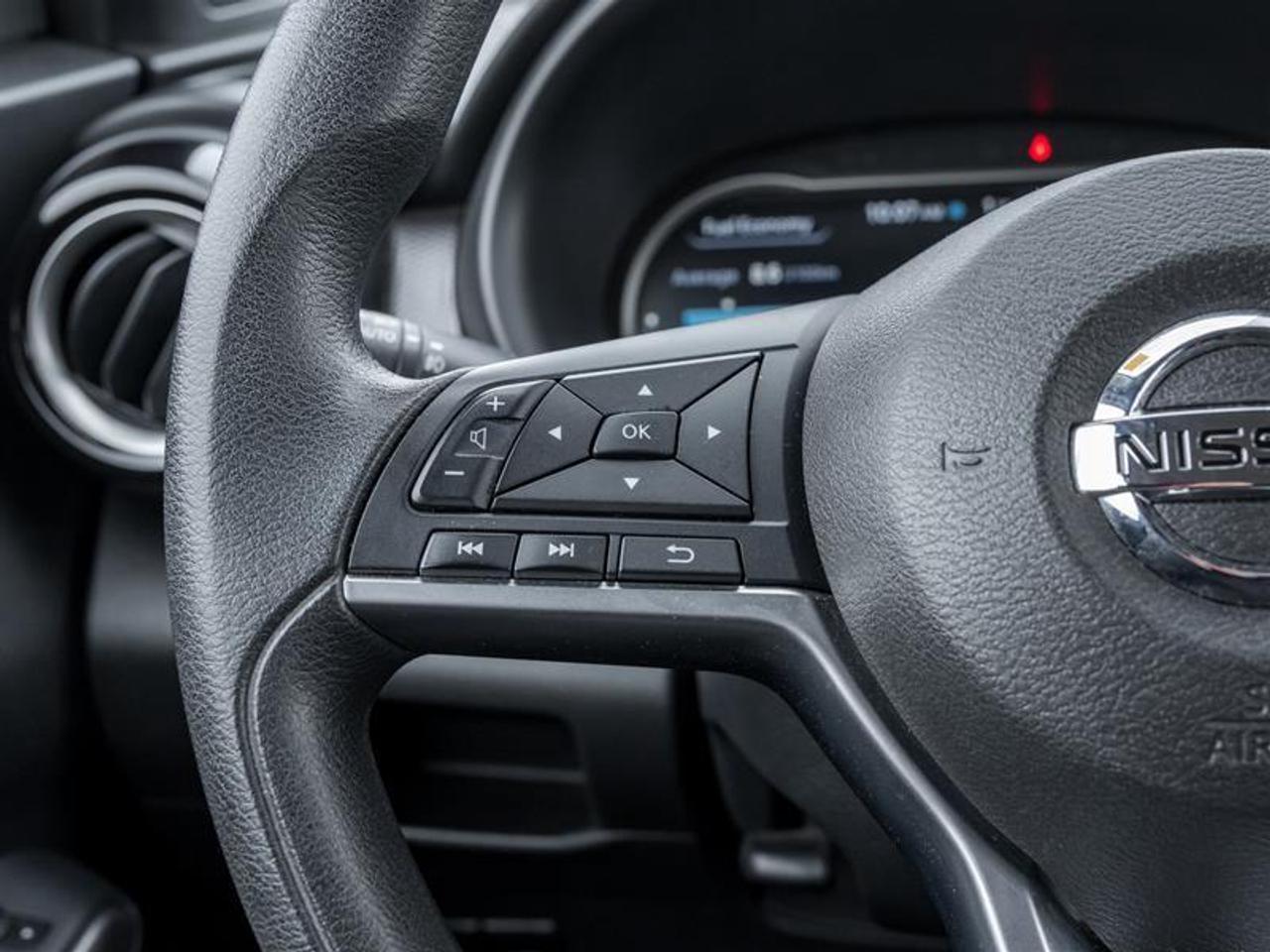 2020 Nissan Kicks SV (CVT) 4dr Front-Wheel Drive Photo