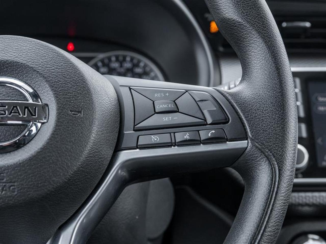 2020 Nissan Kicks SV (CVT) 4dr Front-Wheel Drive Photo