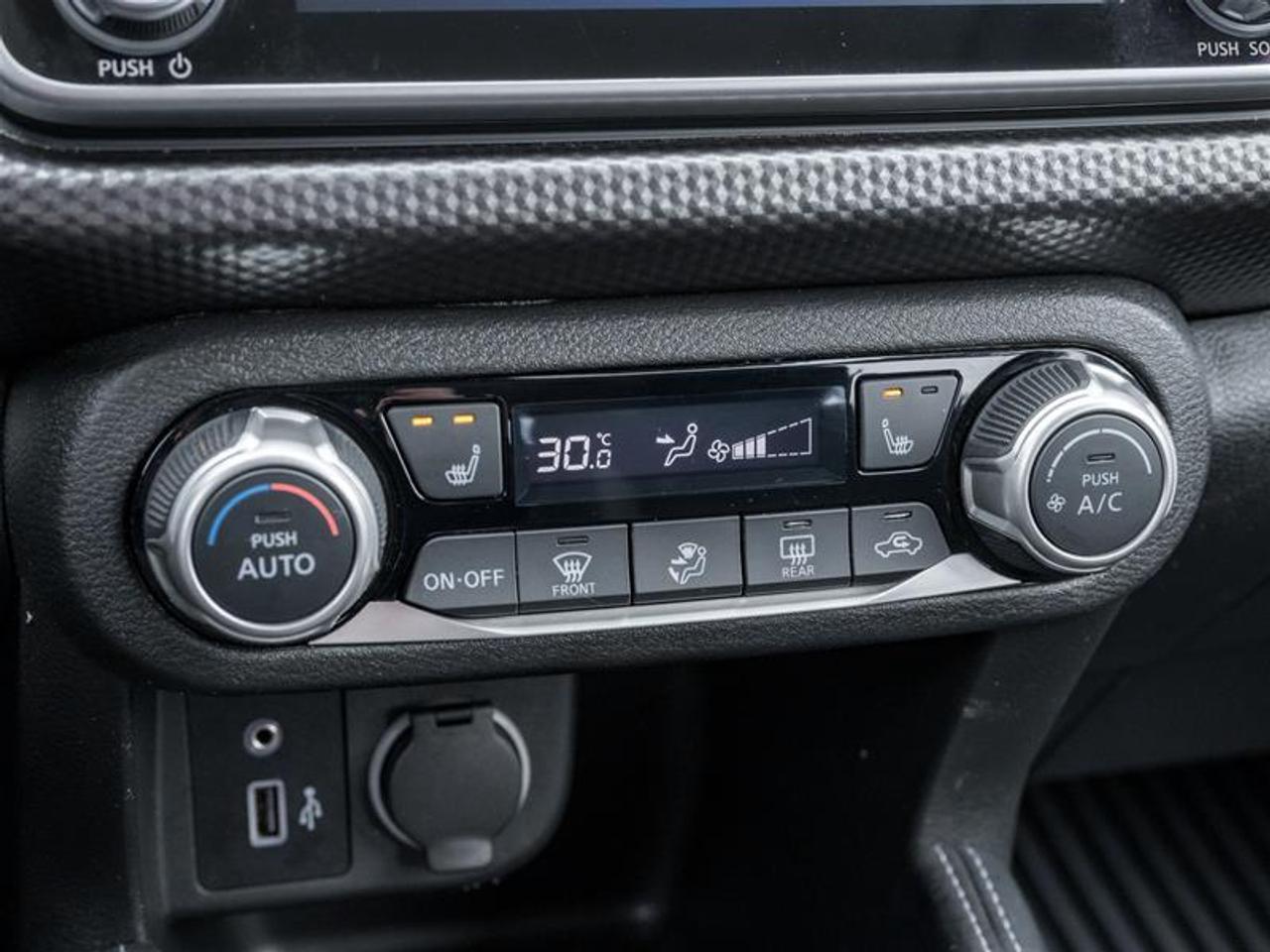 2020 Nissan Kicks SV (CVT) 4dr Front-Wheel Drive Photo