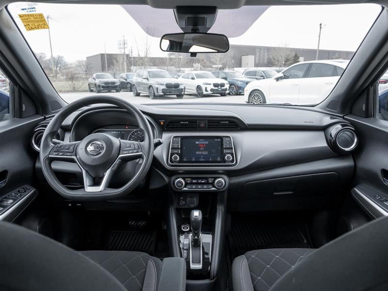 2020 Nissan Kicks SV (CVT) 4dr Front-Wheel Drive Photo