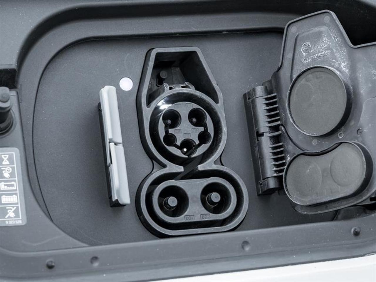 2025 BMW iX xDrive50 4dr All-Wheel Drive Sports Activity Vehicle Photo