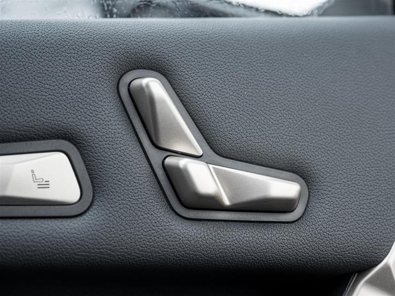 2025 BMW iX xDrive50 4dr All-Wheel Drive Sports Activity Vehicle Photo