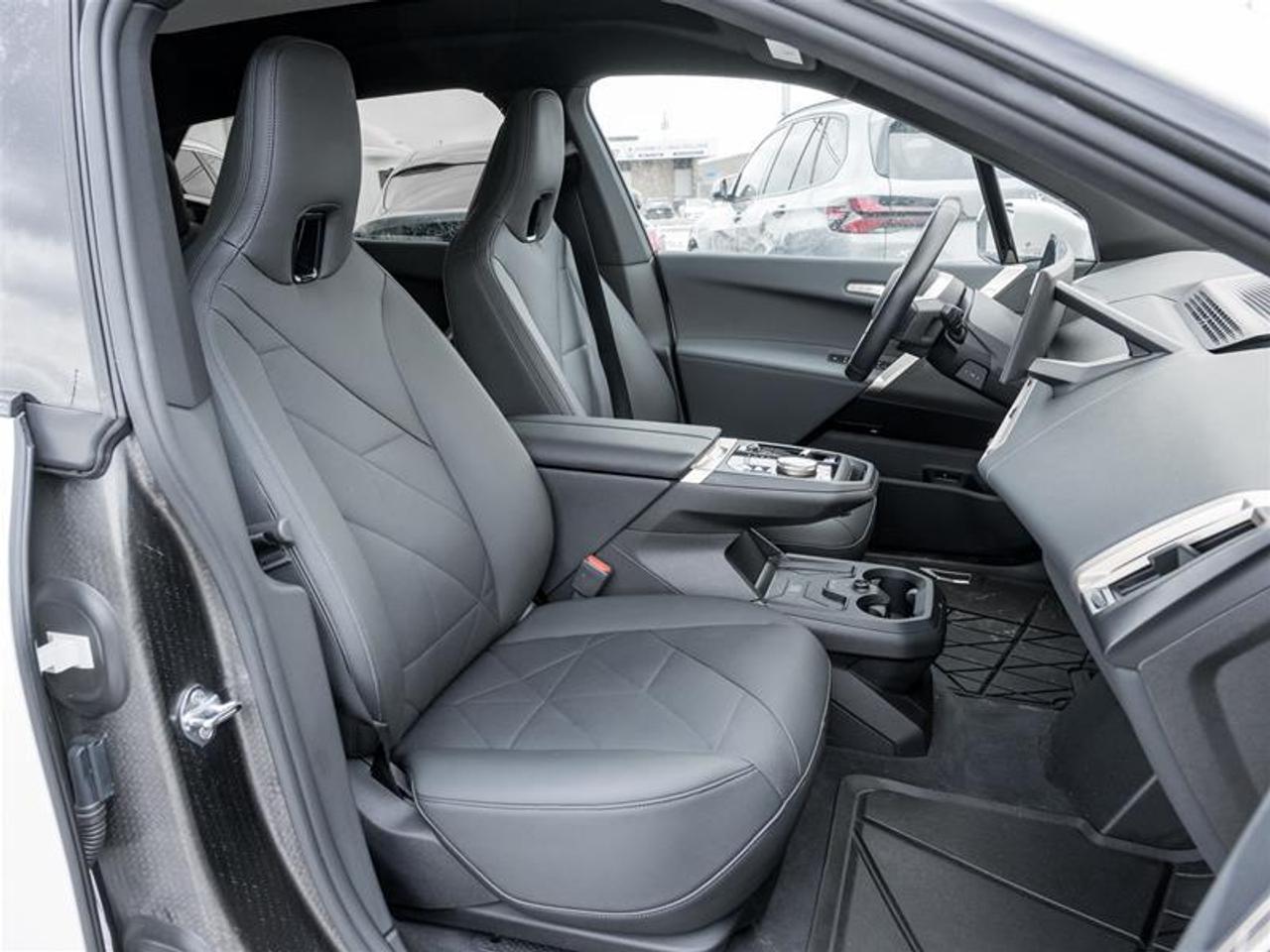 2025 BMW iX xDrive50 4dr All-Wheel Drive Sports Activity Vehicle Photo