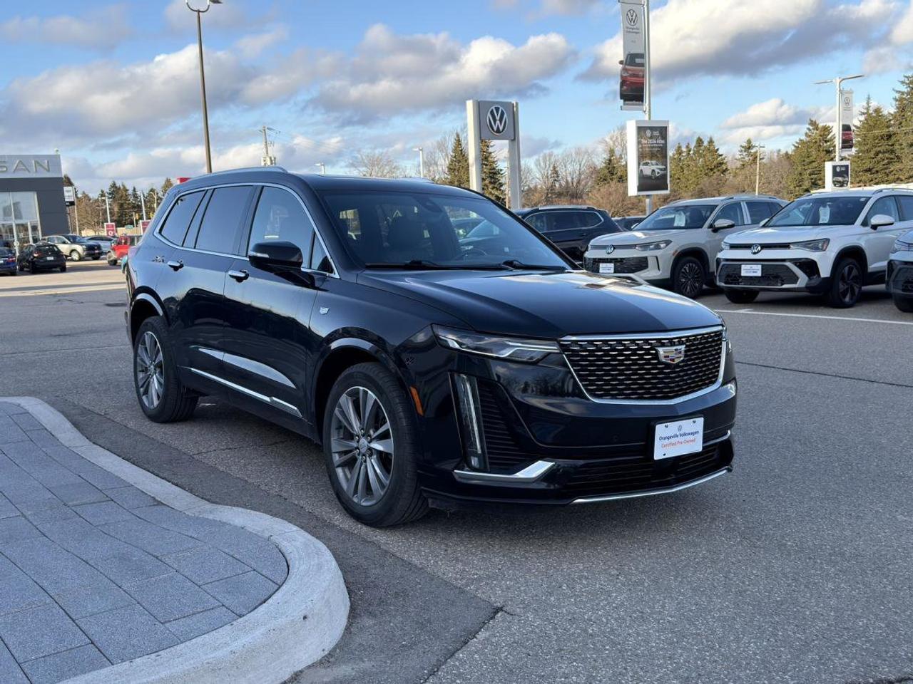 2023 Cadillac XT6 AWD 4dr Premium Luxury Photo