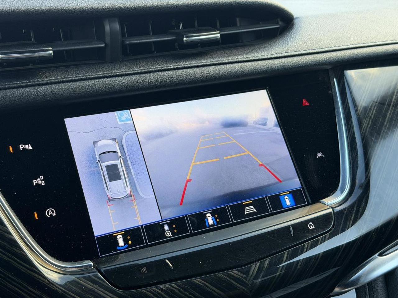 2023 Cadillac XT6 AWD 4dr Premium Luxury Photo