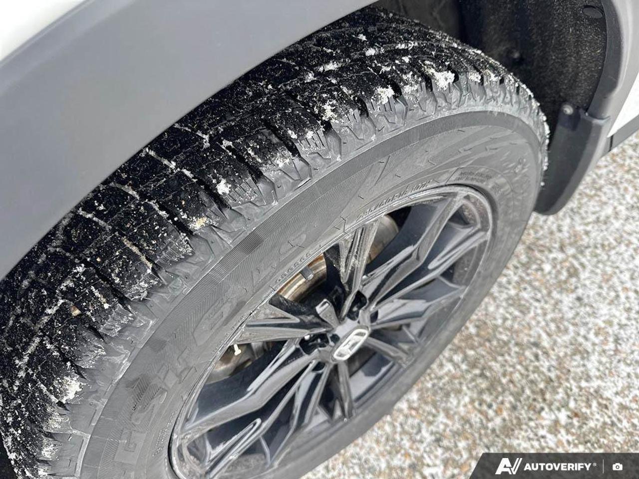 2024 Honda CR-V Hybrid EX-LCertified Pre-Owned    One Owner   Hybrid Photo