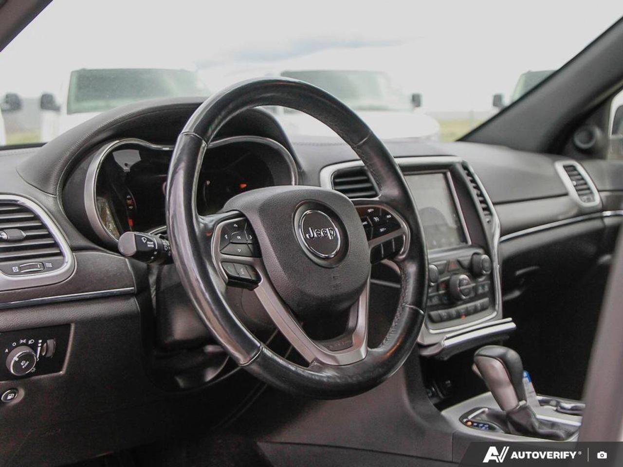 2018 Jeep Grand Cherokee Sterling EditionSTERLING EDITION, 3.6L V6, 4X4, AL Photo